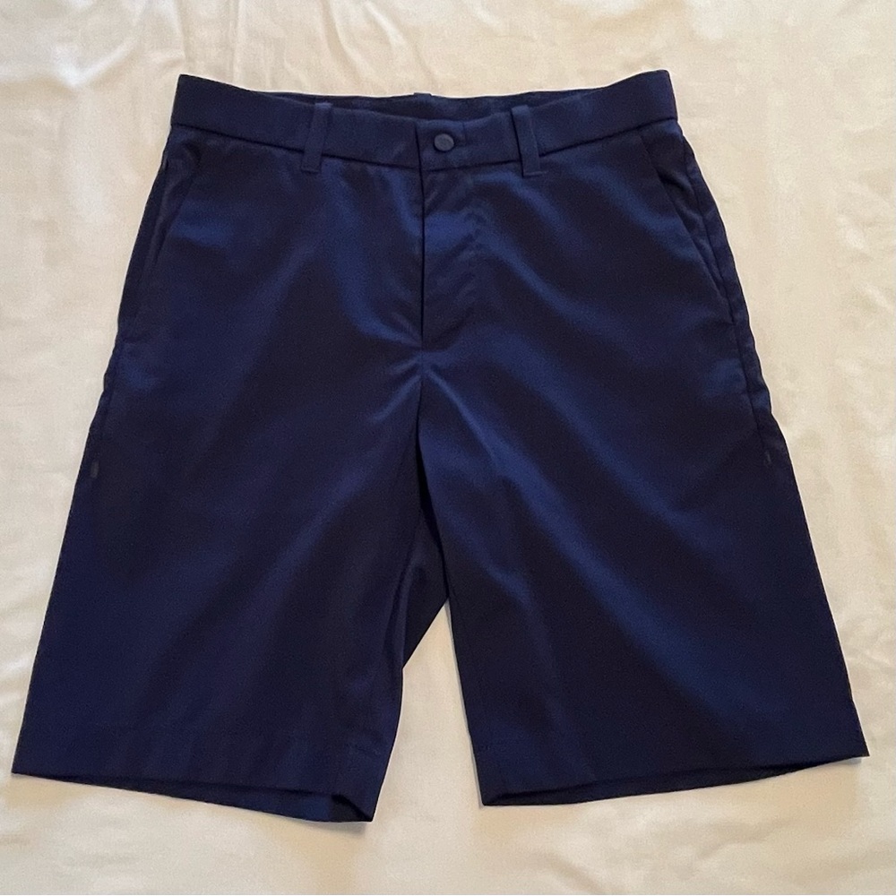 Navy Blue Callaway Men's Casual Opti-dry Shorts. Size 30